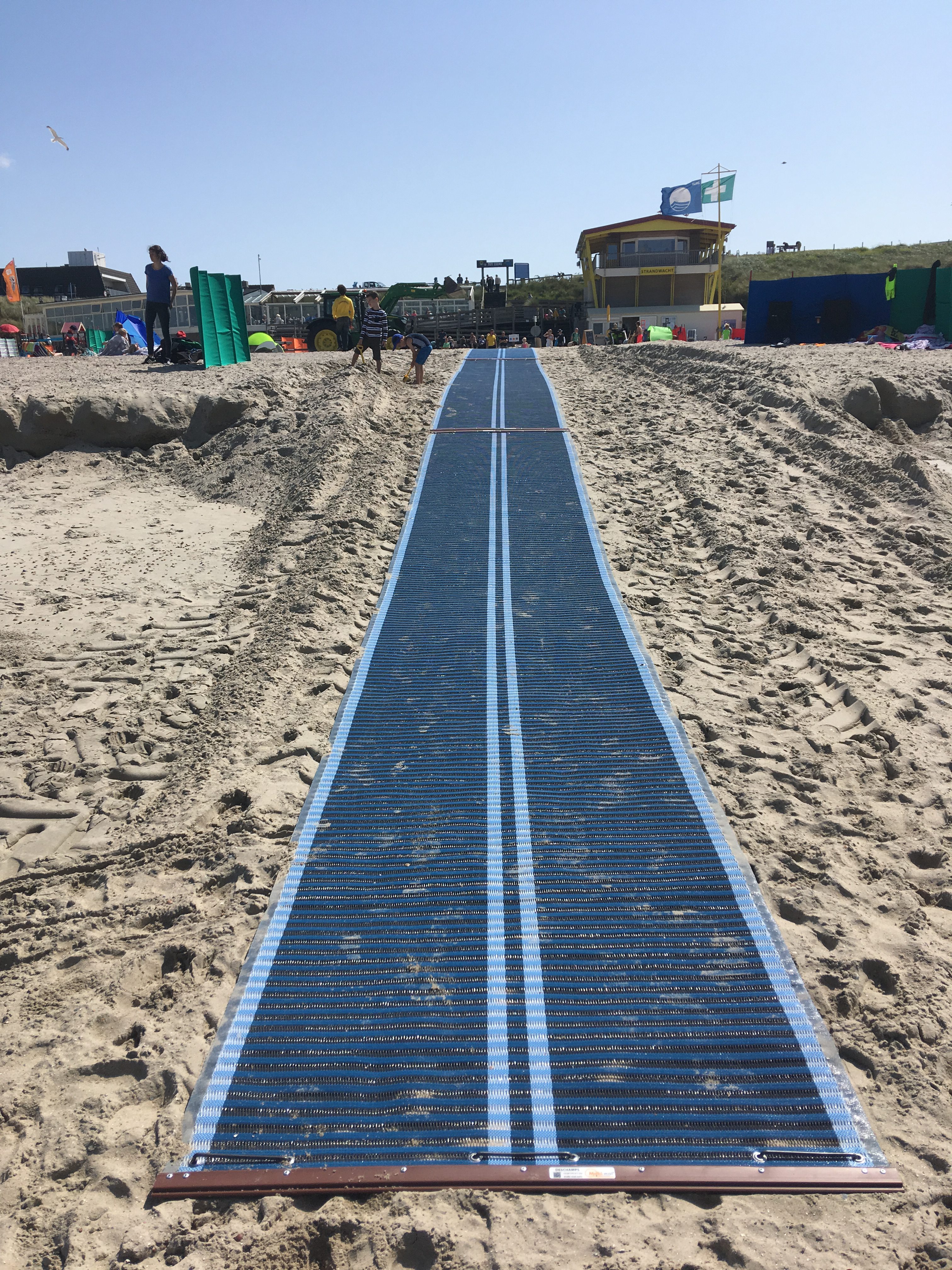 Mobi-Mat in Domburg, de blauwe loper