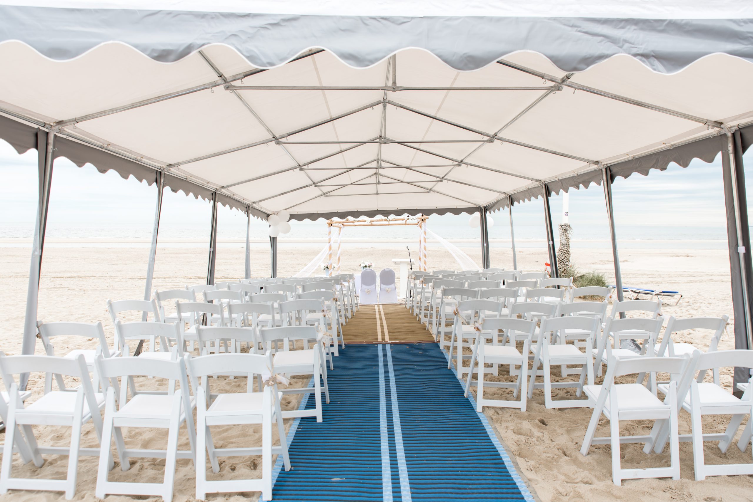 Wedding at the beach